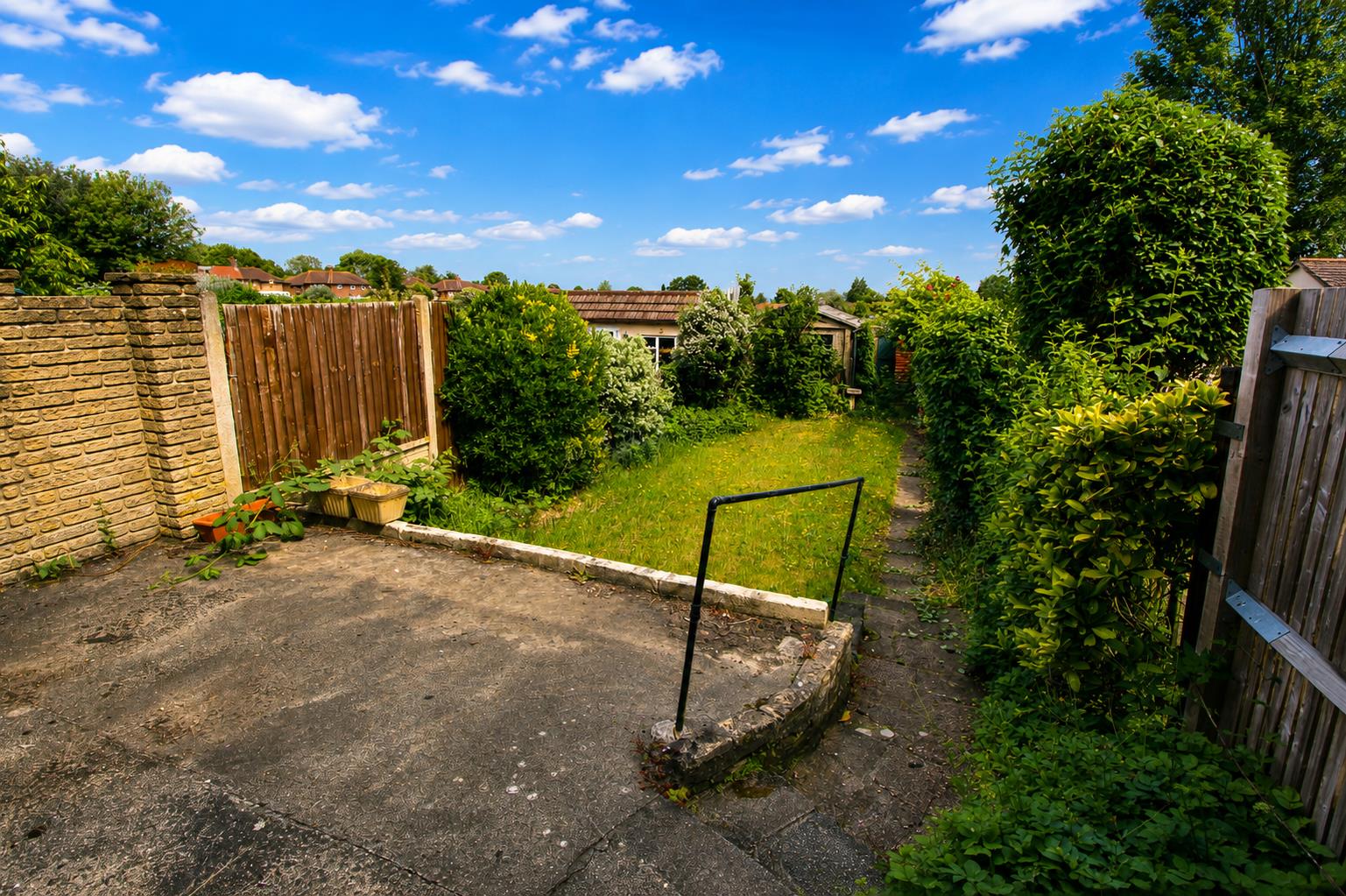 Stanley Square, Carshalton